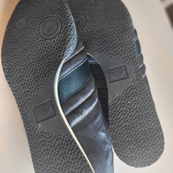 Coach Kirby Sneaker. Brand New. - Picture 5 of 5